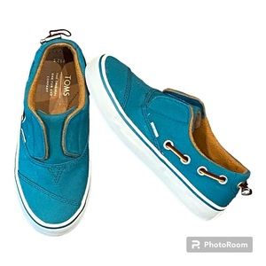 Toms Pasadena Harbor Blue Canvas slip on sneakers
